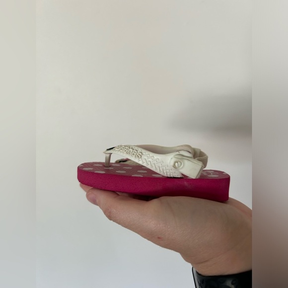 Minnie Mouse Havaianas Flip Flops - Picture 2 of 4